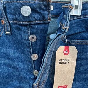 Levi's Wedgie Skinny Blue Denim Button-Fly Jeans